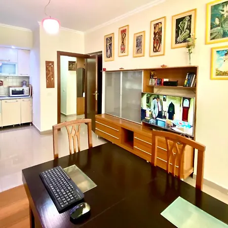 Blloku Apartment